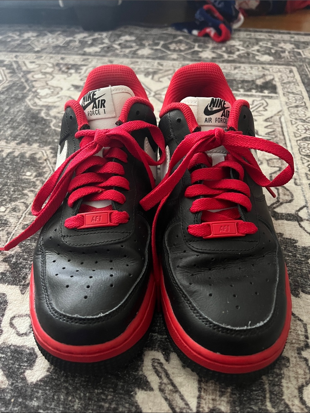Nike Low Top Sneakers in Black & Red